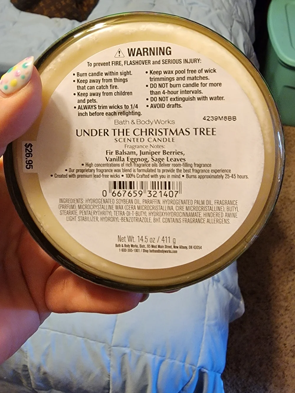 New Bath & Body Works Under The Christmas Tree 3 Wick Candle - Picture 2 of 2